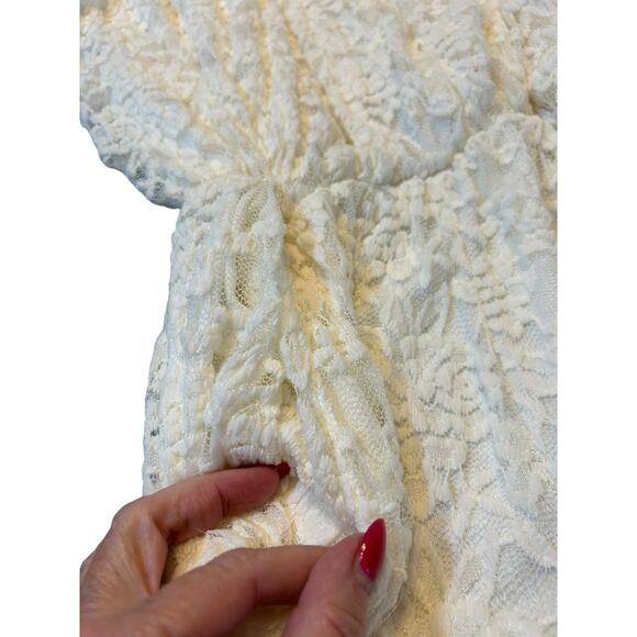 Ariella White Lace Strapless Romper - Size Small - Picture 7 of 11